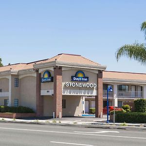 Days Inn By Wyndham Downey